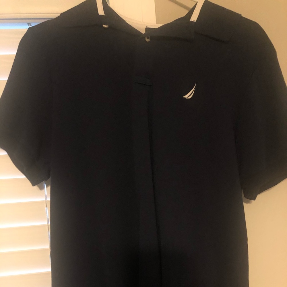 Nautica button up size men’s medium